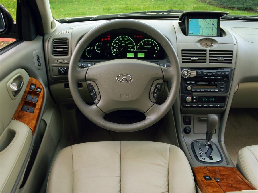  Infiniti I35 2001 года  (фото 5 из 8)